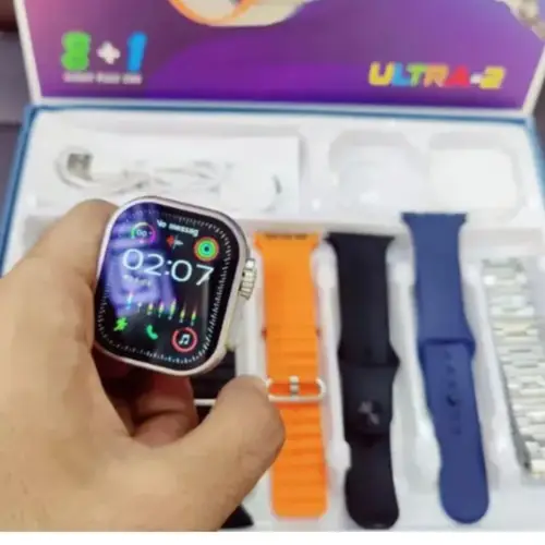 Smartwatch With 7 Straps